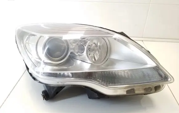 Mercedes-Benz R W251 Headlight/headlamp A2518203661 A2519004600