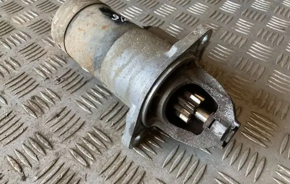Subaru Forester SF Starter motor 23300AA390