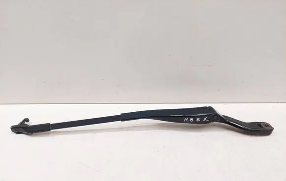Mercedes-Benz E W211 Front wiper blade arm A2118200344