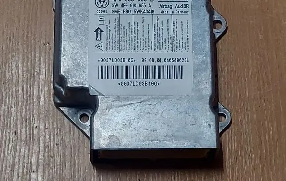 Audi A6 S6 C6 4F Airbag control unit/module 4F0959655B 4F0910655A