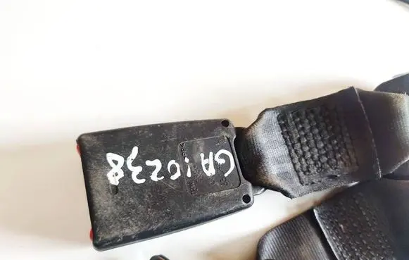 Fiat Stilo Middle seatbelt buckle (rear) 33029607 c383