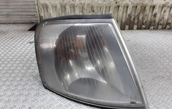 Audi A3 S3 8L Front indicator light