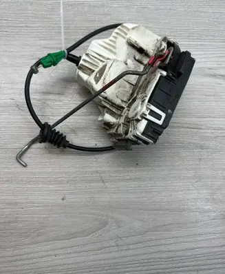 Dodge Journey Front door lock P04589694AAA D1694 T68KD1728