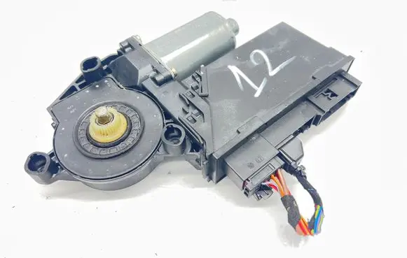 Porsche Cayenne (9PA) Front door window regulator motor 3D2959793A