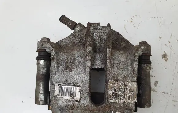 Peugeot 2008 I Front brake caliper 9805497780