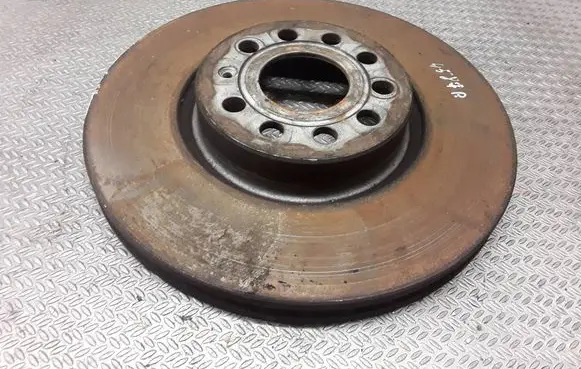 Volkswagen PASSAT B7 Front brake disc