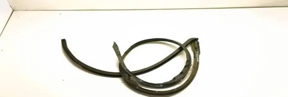 Volkswagen Jetta VI Rubber seal rear door 5C6839700
