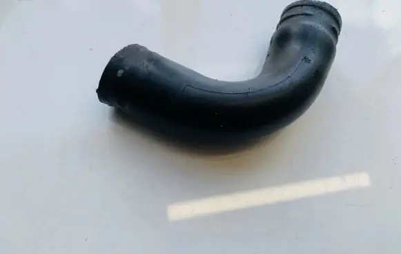 Opel Astra F Breather hose/pipe 90411945