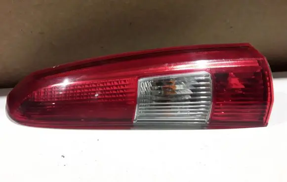 Volvo V70 Rear/tail lights