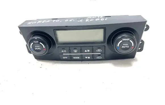 KIA Sorento Climate control unit 972503E760 C800JD6BB
