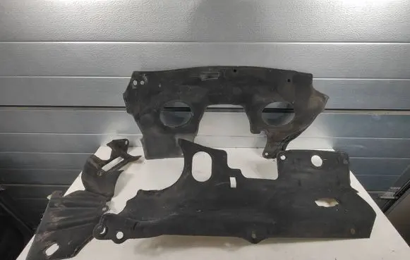 Peugeot 3008 I Other engine bay part 9683738880