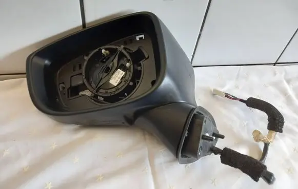 Mazda 3 III Front door electric wing mirror 46R048633