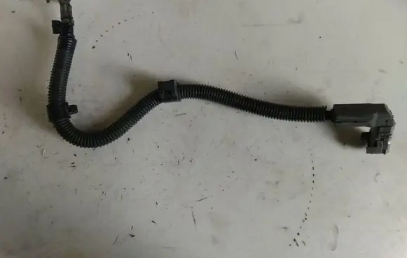 Toyota Avensis T250 Positive cable (battery)