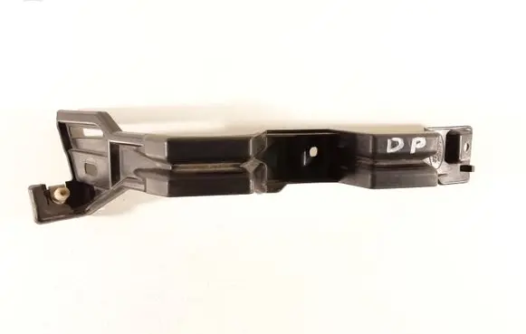 Land Rover Discovery 3 - LR3 Front bumper mounting bracket DPN500021