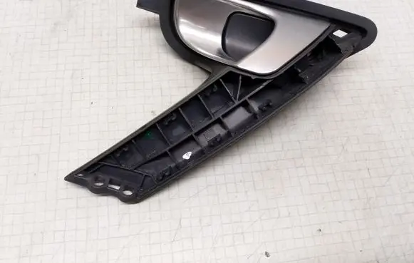 Nissan Primera Front door interior handle Z50253000 80671BA