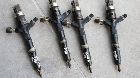 Toyota Land Cruiser (J150) Fuel injector 2367030020