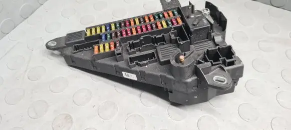 BMW 5 E60 E61 Fuse box set 9138830