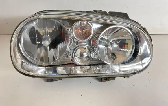 Volkswagen Golf IV Headlight/headlamp