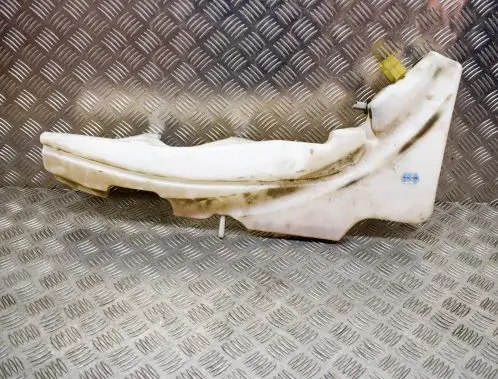 Nissan NP300 Windshield washer fluid reservoir/tank 28910EB520 28910EB300