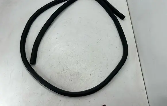 Ford Escape IV Rear door rubber seal (on body) LJ6Z78253A10F