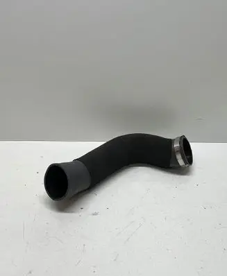 Audi A4 S4 B9 8W Intercooler hose/pipe 8W0145737A