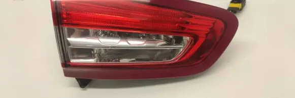 Citroen DS5 Tailgate rear/tail lights 9803168080 26220112 B81CCFFRE