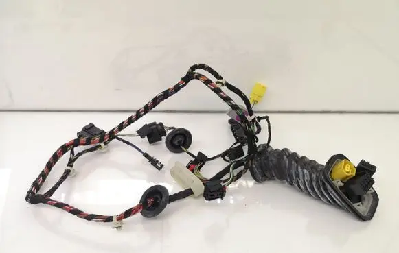 Skoda Octavia Mk2 (1Z) Front door wiring loom 1Z0121G