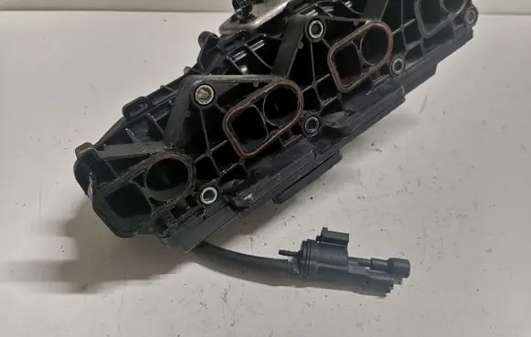 Mercedes-Benz C W204 Intake manifold A6460902337