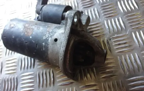 Toyota Corolla E120 E130 Starter motor 0001107088