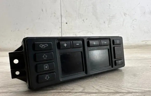 Audi A4 S4 B5 8D Climate control unit 8L0820043B 5HB00760800 D730402