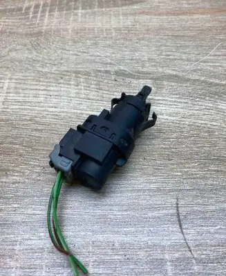 Ford Mondeo MK IV Brake pedal sensor switch 3M5T13480AC WITHPLUG