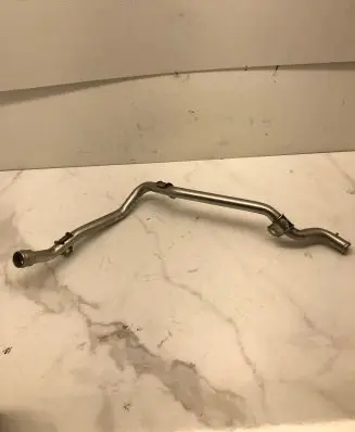 Audi A6 S6 C6 4F Engine coolant pipe/hose 06E131831B