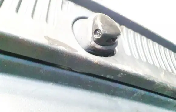 Fiat Croma Windshield washer spray nozzle 