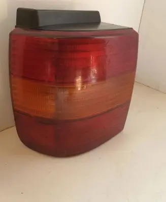 Volkswagen PASSAT B4 Rear/tail lights 3A9945111