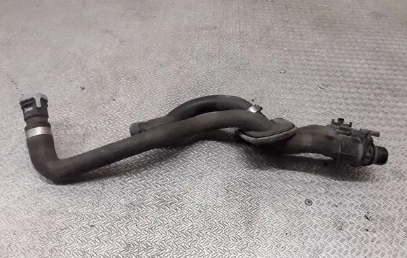 Volvo V60 Coolant pipe/hose