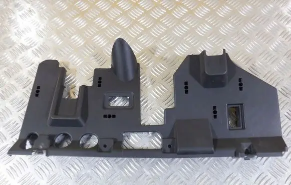 Volkswagen Touareg II Dashboard lower bottom trim panel 7P1863097