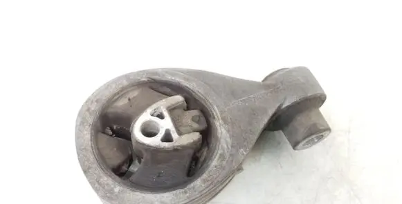 Nissan Qashqai Engine mount bracket 8200277221