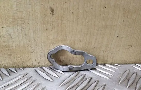 Volvo XC60 Fuel Injector clamp holder