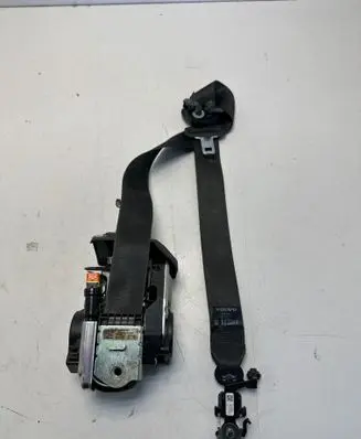 Volvo XC90 Front seatbelt 39844546 626949400 02122015
