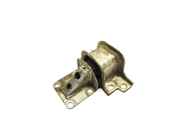 Engine mount bracket