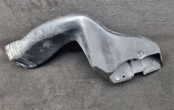 Audi A6 S6 C4 4A Air intake duct part 4A0129617E