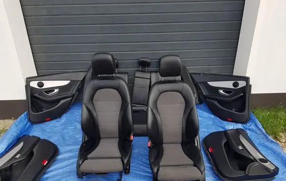 Mercedes-Benz C W205 Interior set SKORA205KOMBIBB