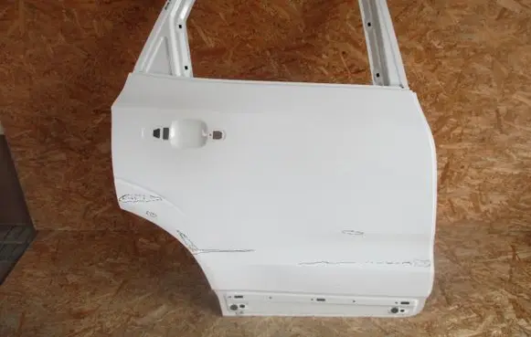 Rear door