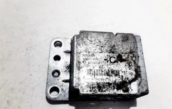 Nissan Almera Tino Airbag control unit/module 988204u400 0285001361