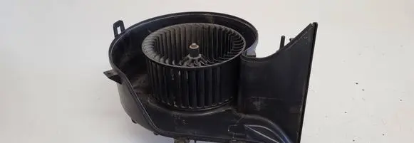 Opel Vectra C Heater fan/blower 985852T