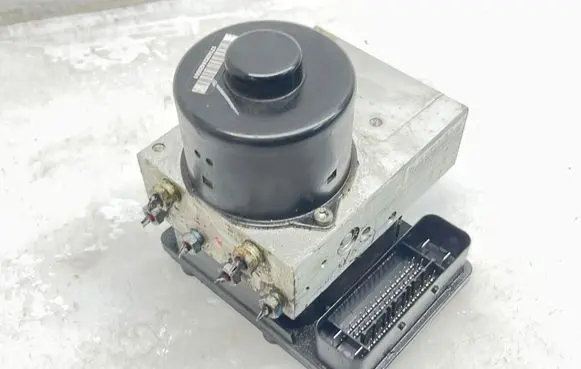 Mercedes-Benz ML W164 ABS Pump A1645458232