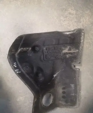 BMW 5 F10 F11 Other engine bay part 7234327