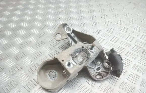 Volkswagen PASSAT B5.5 Other front suspension part 8E0199352D