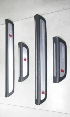 Audi Q3 8U sill trim set (inner) 8U0853374
