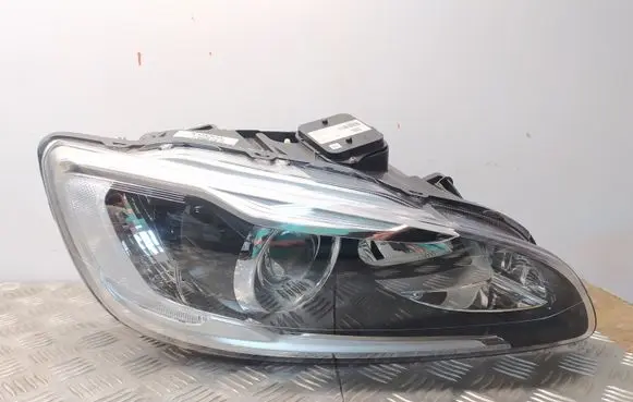 Volvo V60 Headlight/headlamp 31420262